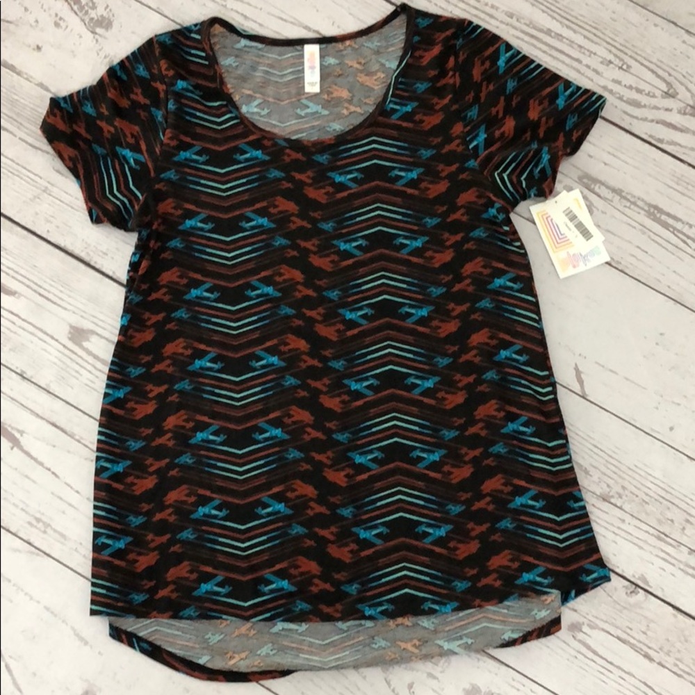 NWT LuLaRoe Classic T